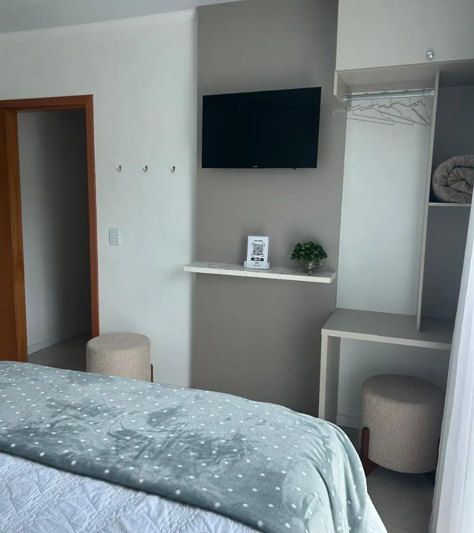 Hospedaria Da Vo Sandra Трези-Тилиас 0*,  Бразилия