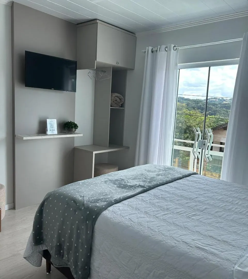 Guest house Hospedaria Da Vo Sandra Treze Tilias Brazil